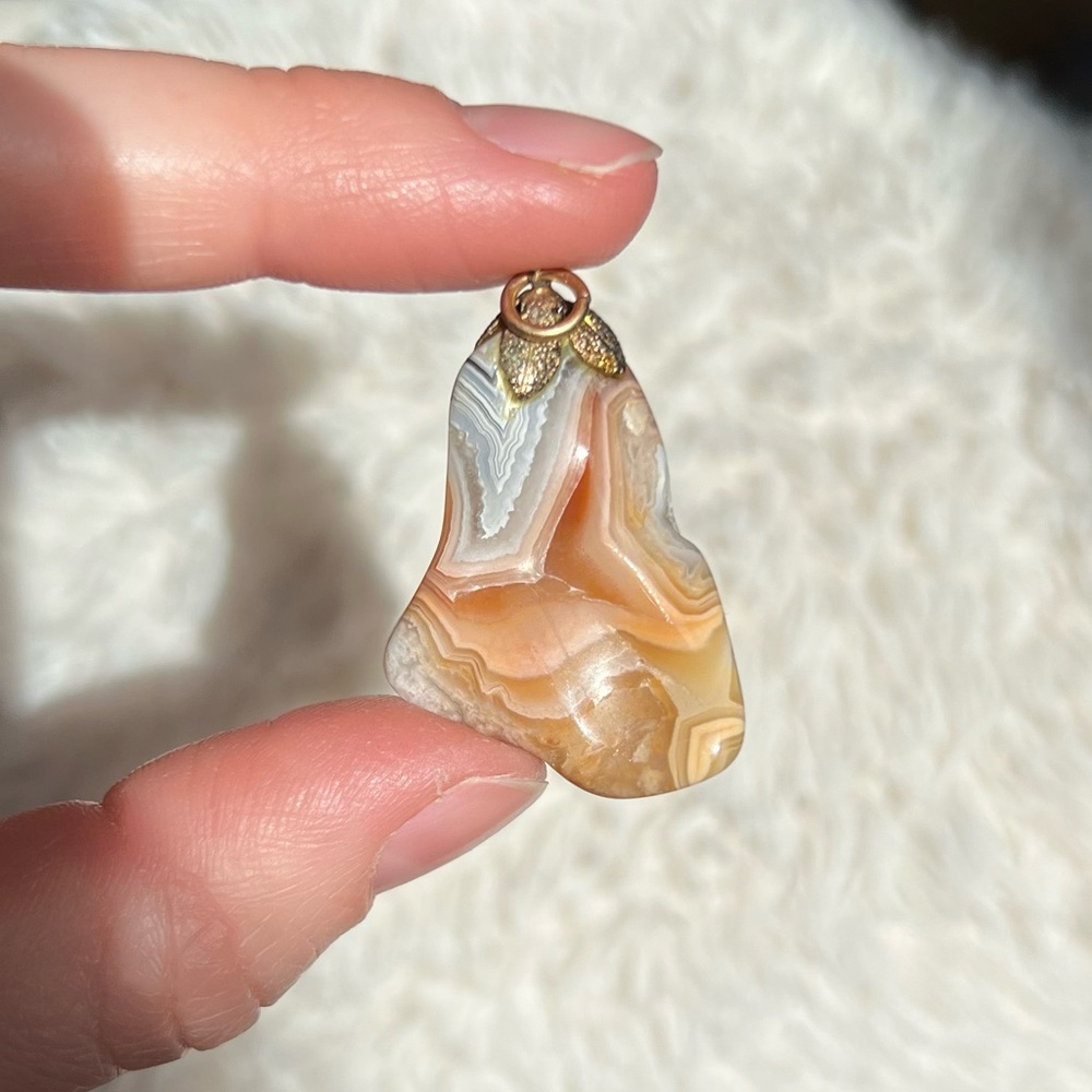 Stunning Natural Banded Agate Pendant